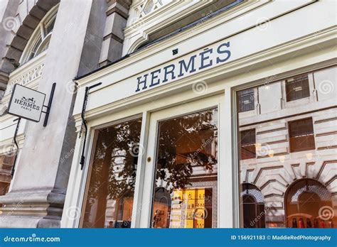 hermes store history